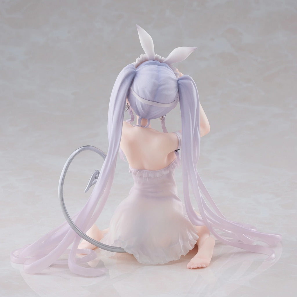 Eve - Sleepy Bunny Girl Figure