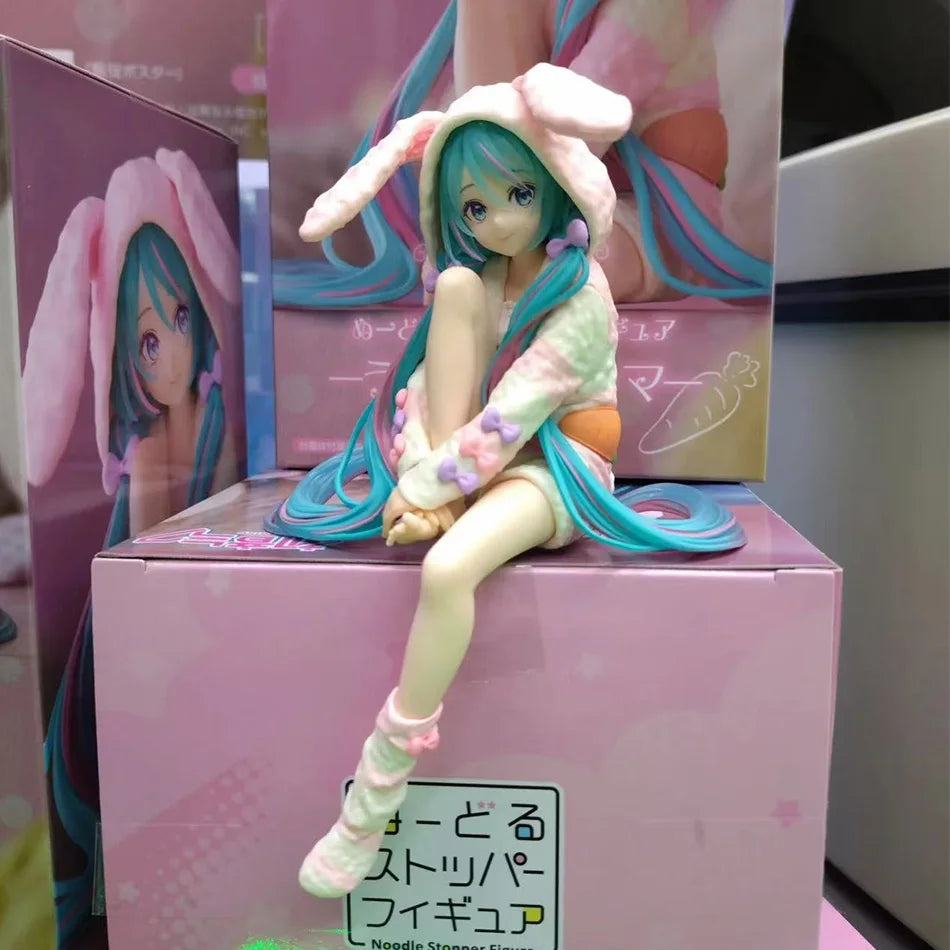 Hatsune Miku - Rabbit Ear Pajamas Figure