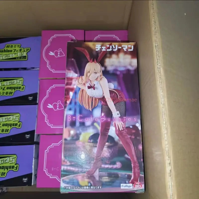 Chainsaw Man - Makima, Power & Kobeni Bunny Girl Figures