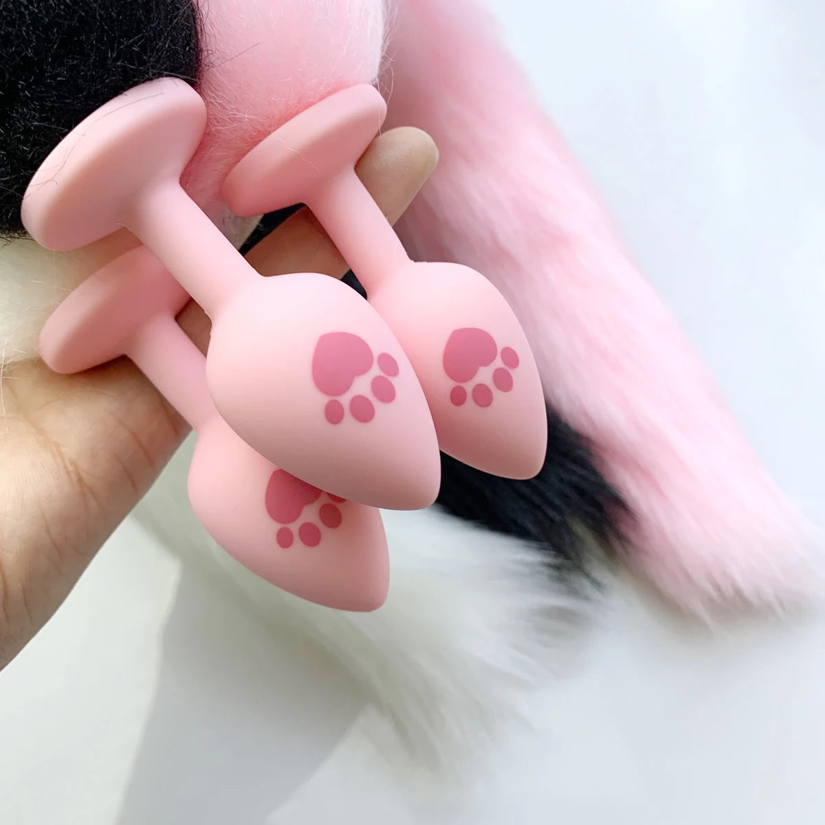 Silicone Paw Print Butt Plug with Fox Tail